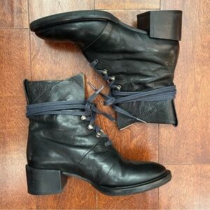 Coclico Mack Black Leather Boots, Faux Fur Tongue, Hook & Eye Closure, Size 6.5